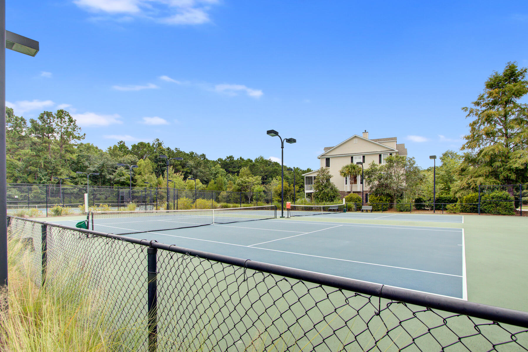 1462 Clarendon Way Mount Pleasant, SC 29466 - Photo 35 of 39 Tennis