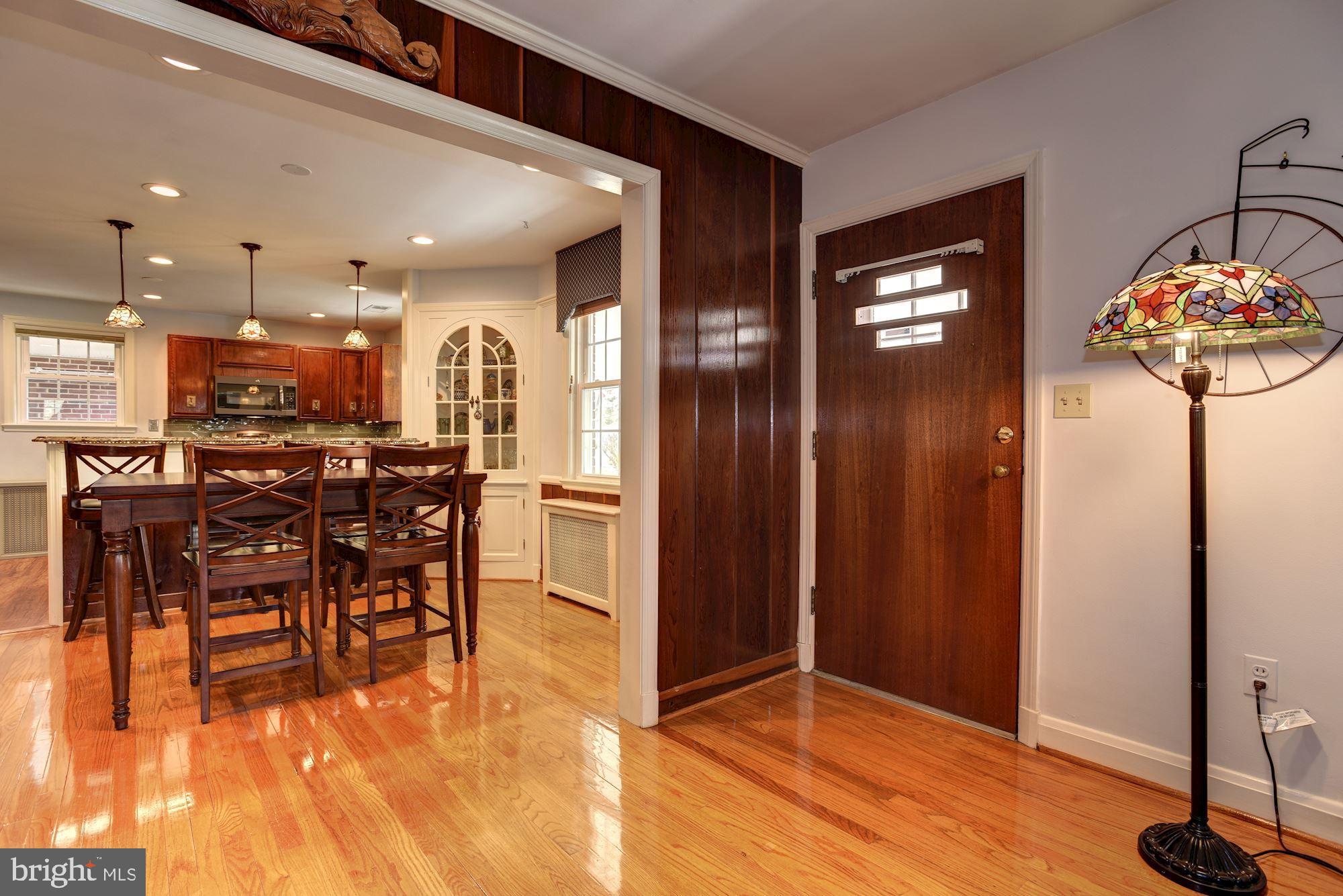 10030 Reed Lane Ellicott City, MD 21042 - Photo 5 of 39 Entrance