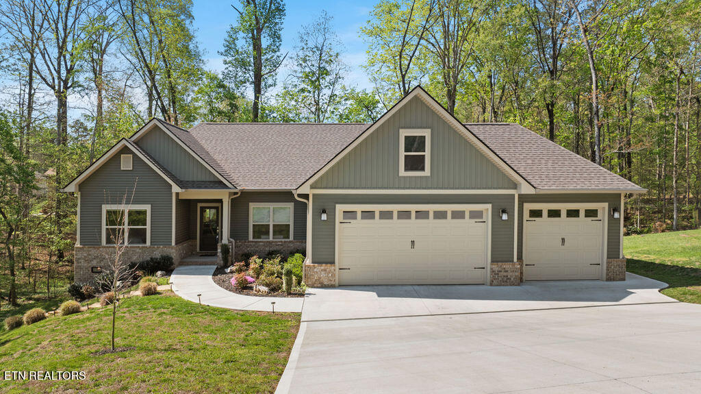 171 Oostanali Trace Loudon, TN 37774 - Photo 2 of 44 DJI_0889copy