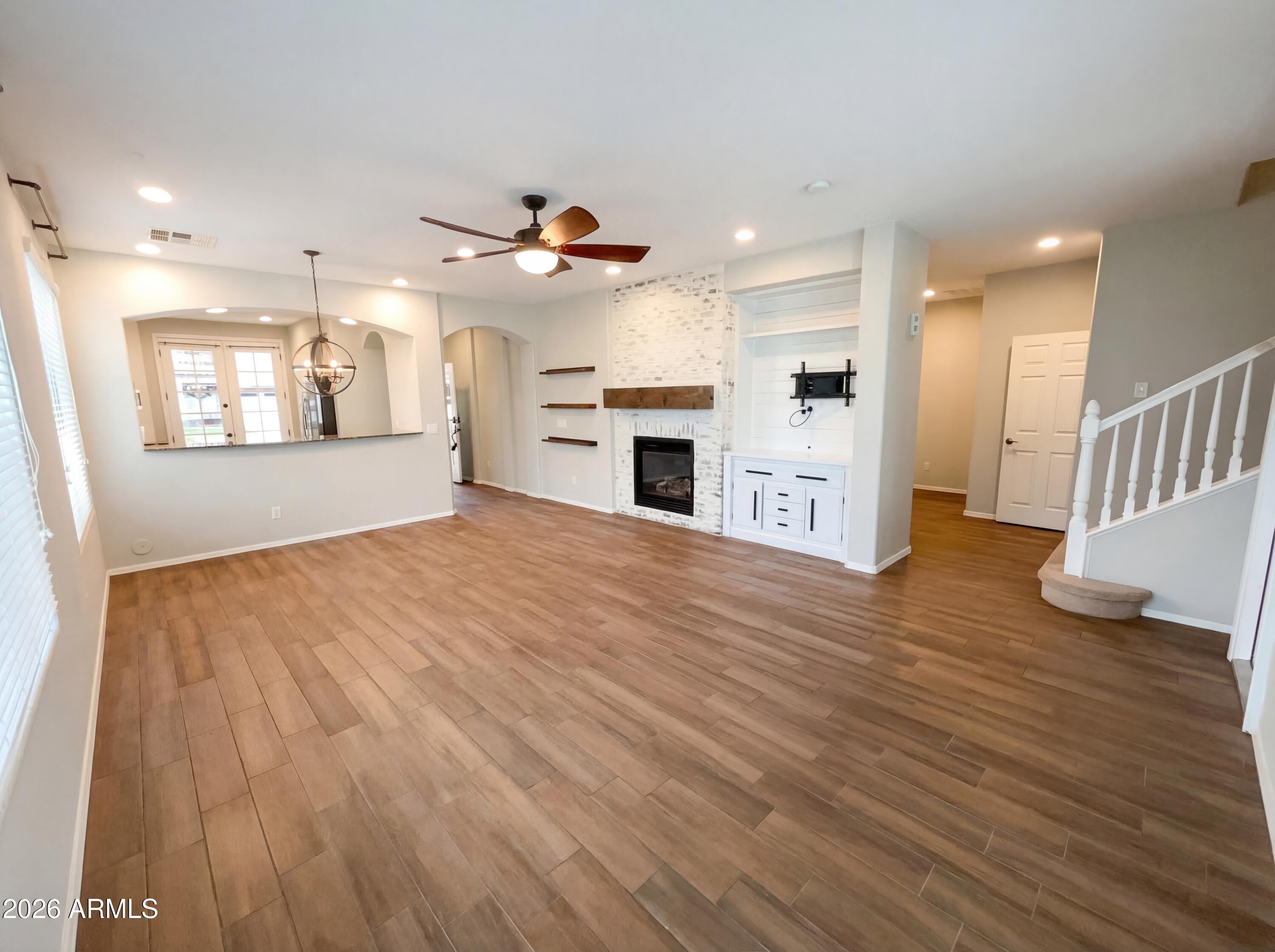 4384 East Page Avenue Gilbert, AZ 85234 - Photo 3 of 26 listing_2