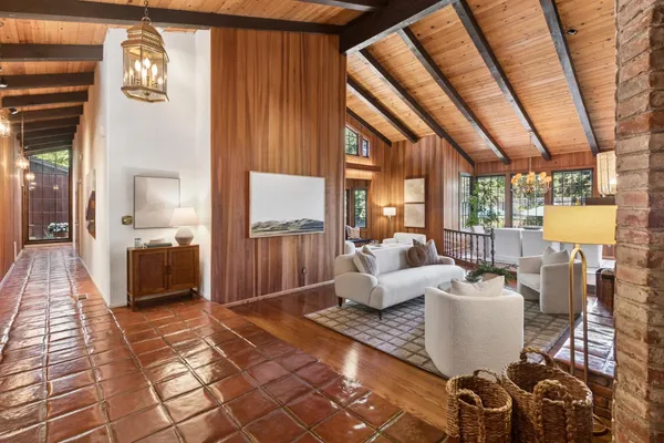 $1,300,000 | 5957 Sarah Court, Carmichael, CA 95608