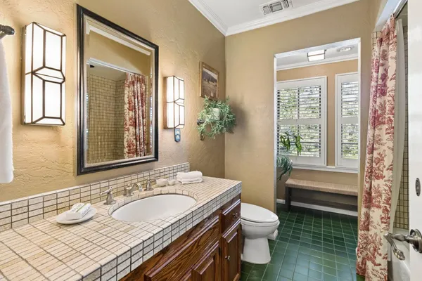 $1,300,000 | 5957 Sarah Court, Carmichael, CA 95608