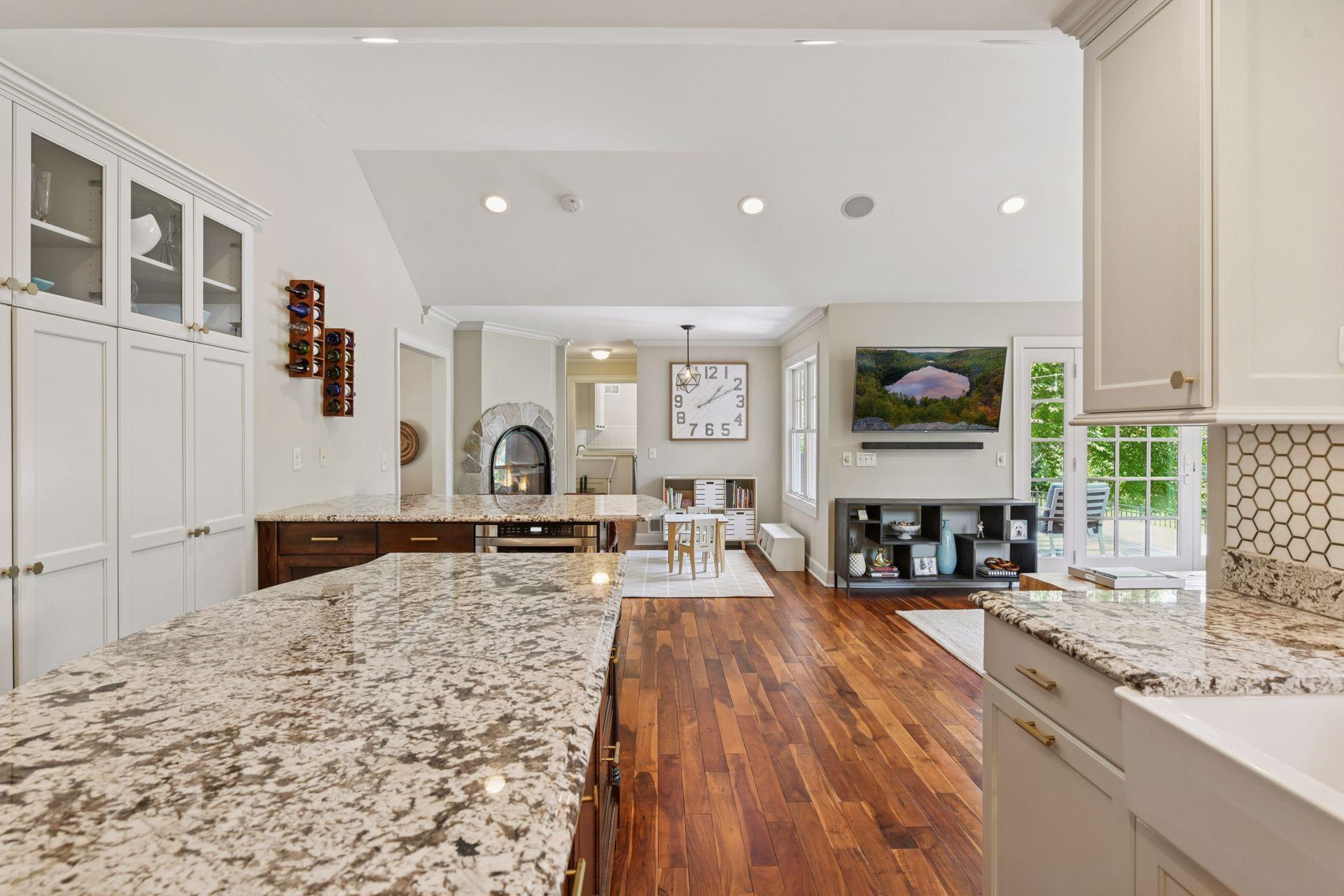 4929 Ridge Road Edina, MN 55436 - Photo 17 of 47