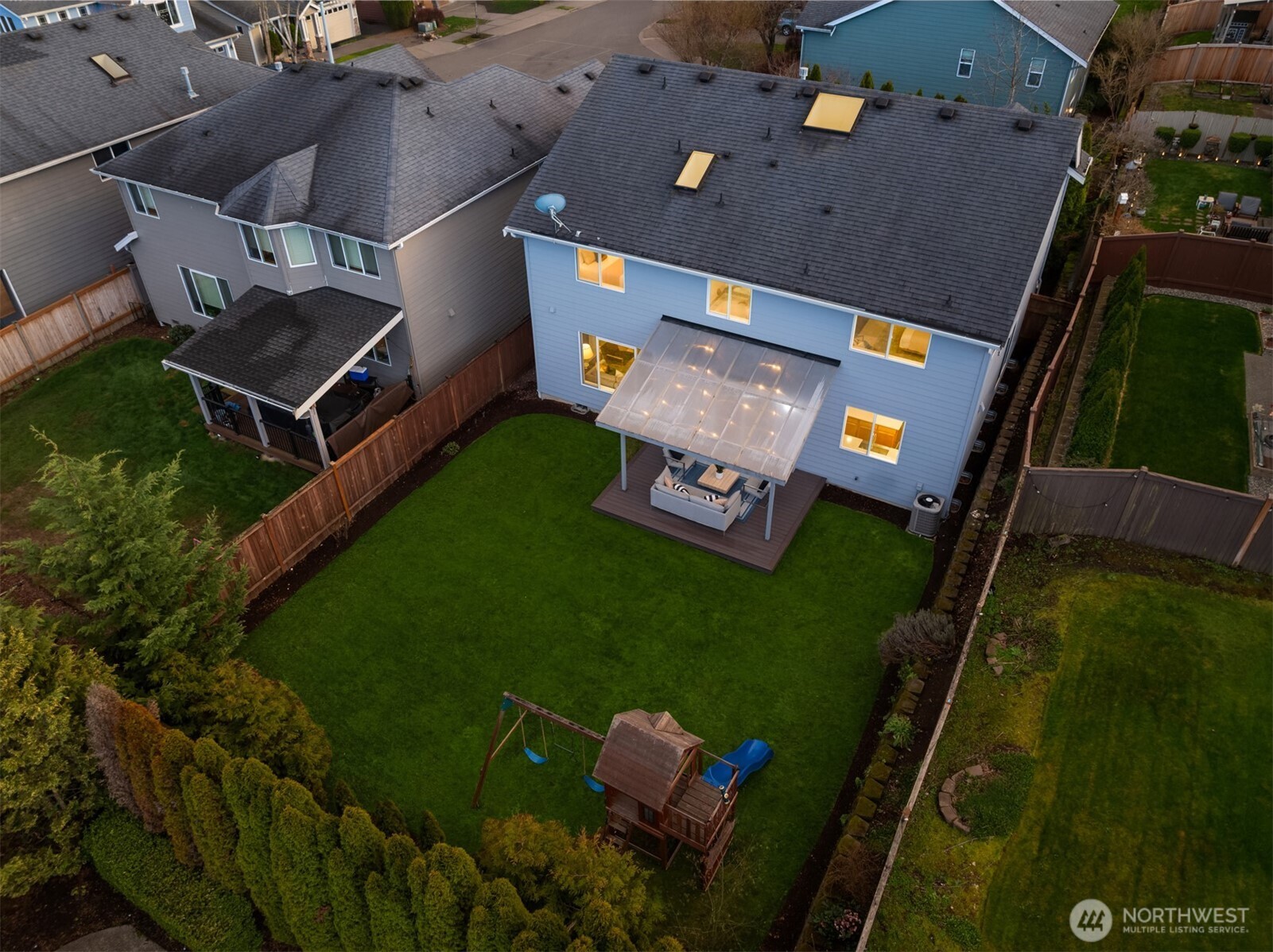 21120 Meridian Place West Bothell, WA 98021 - Photo 2 of 36 an aerial view of a house with a garden