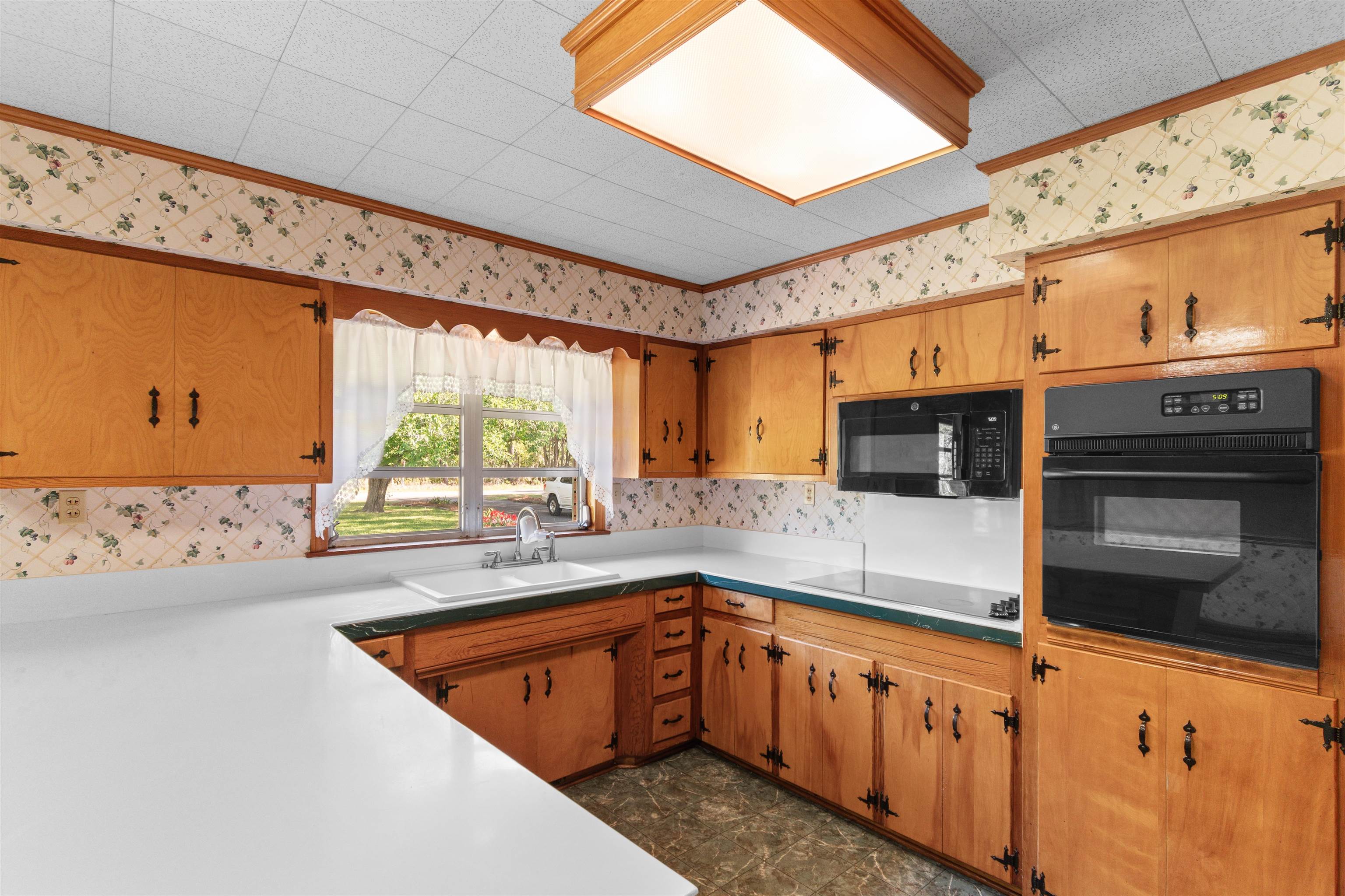 1594 Montford Road Georgetown, SC 29440 - Photo 11 of 77
