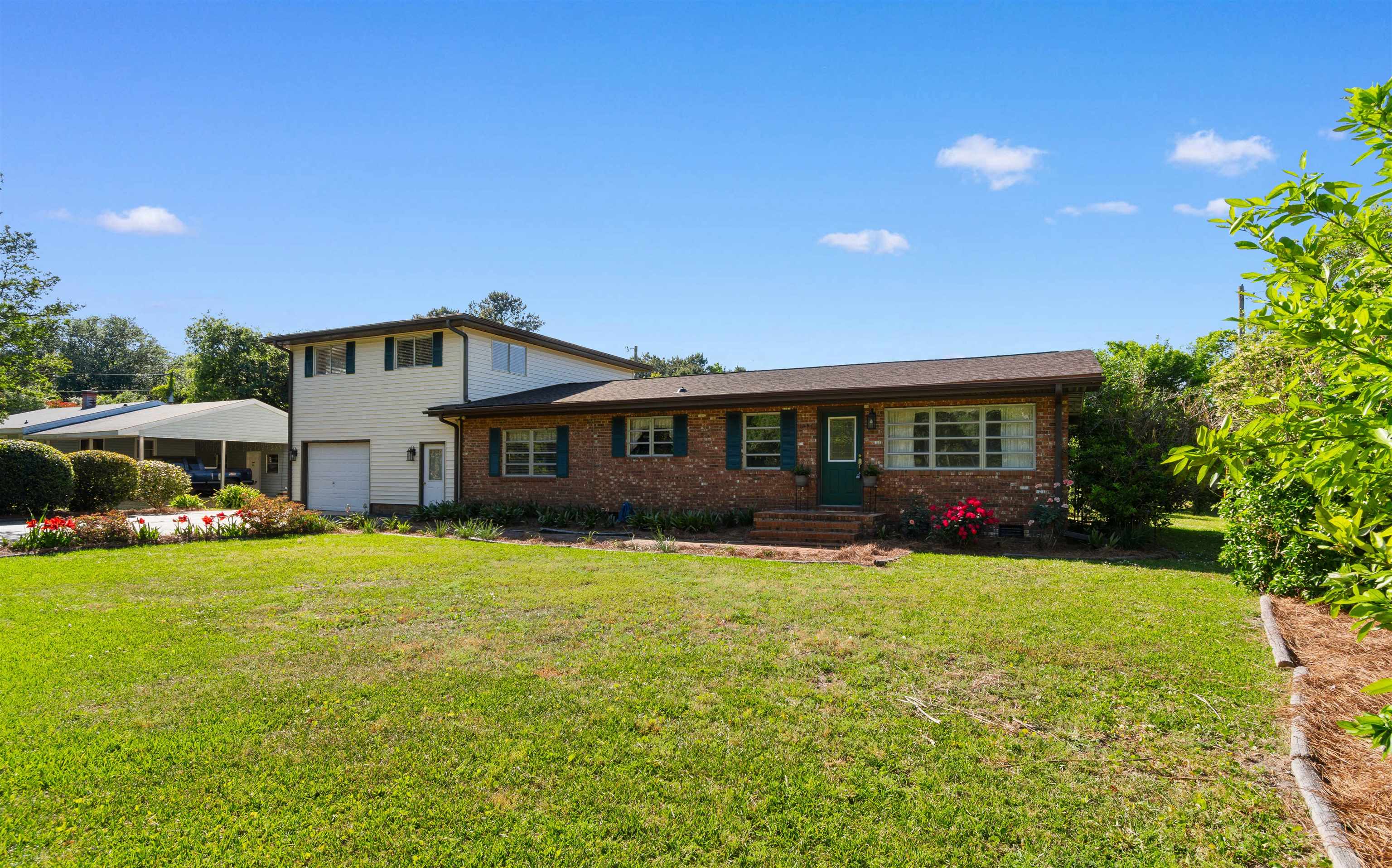 1594 Montford Road Georgetown, SC 29440 - Photo 4 of 77