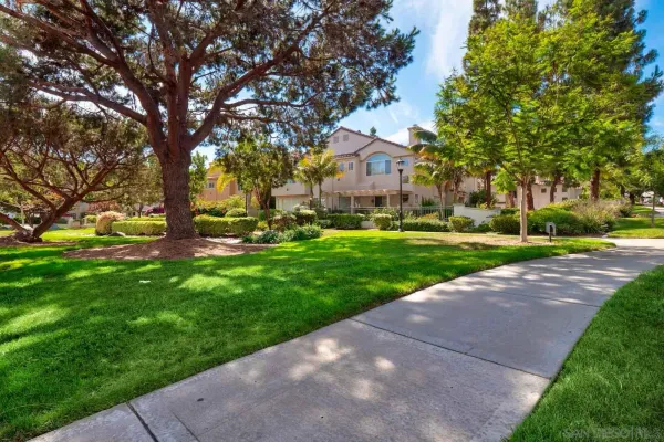 $4,495 | 5512 Renaissance Avenue, Unit 3, San Diego, CA 92122