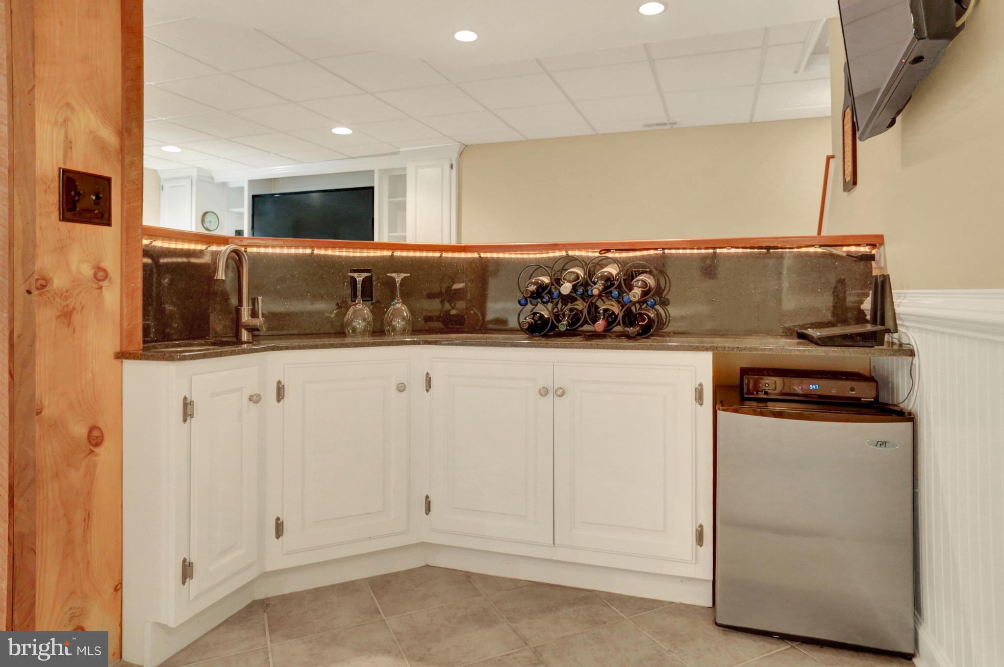 2603 Colpepper Road Abingdon, MD 21009 - Photo 22 of 29 Custom Wet Bar