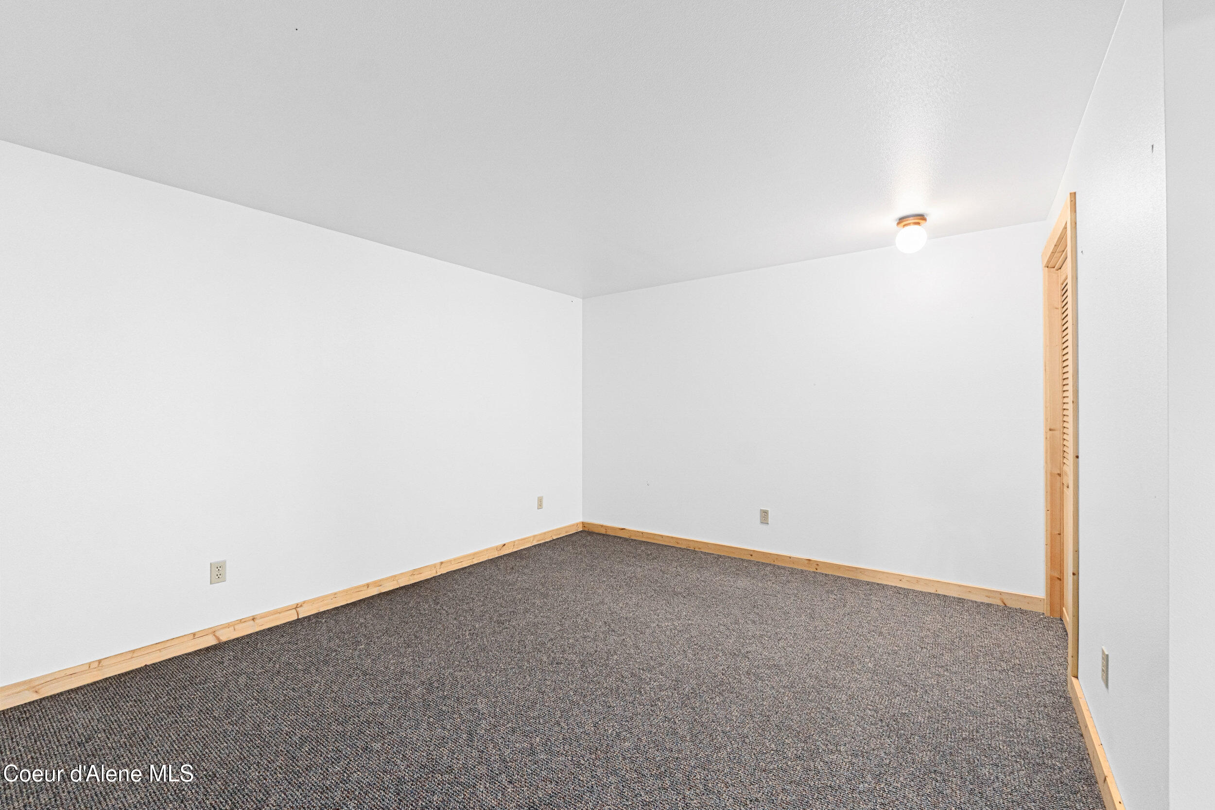 287 Cougar Run Road Priest River, ID 83856 - Photo 39 of 56 Basement bedroom
