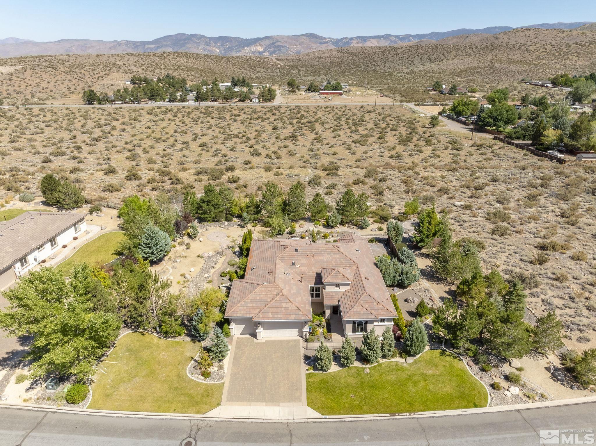 14880 Redmond Drive Reno, NV 89511 - Photo 3 of 24 Photo 3