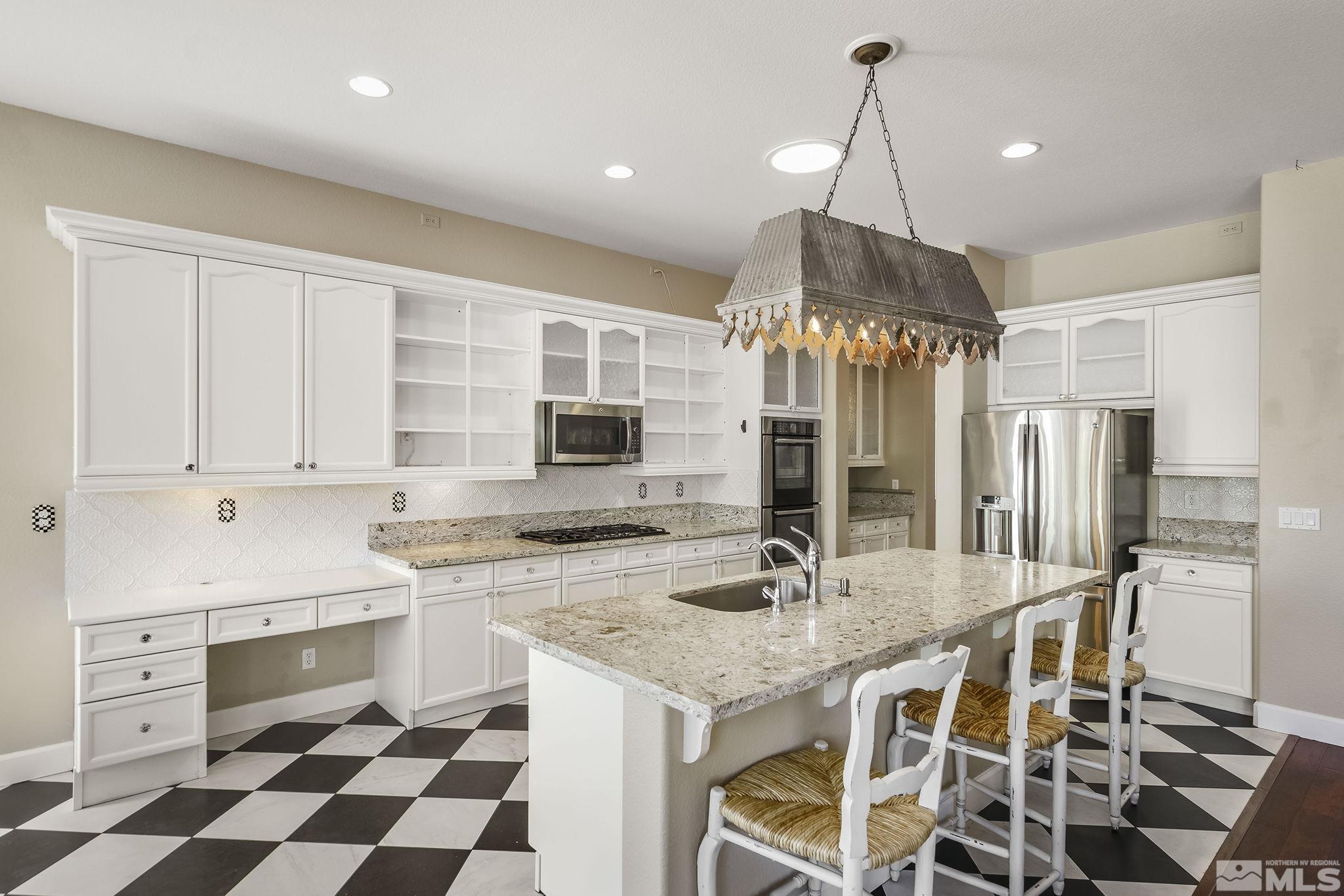 14880 Redmond Drive Reno, NV 89511 - Photo 8 of 24 Photo 8