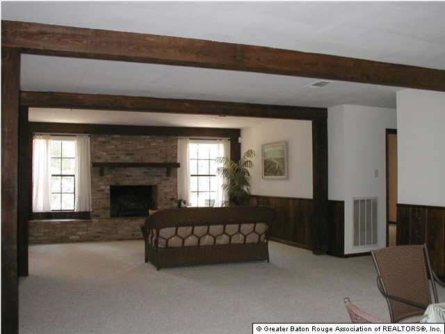 732 Fulwar Skipwith Road Baton Rouge, LA 70810 - Photo 3 of 6