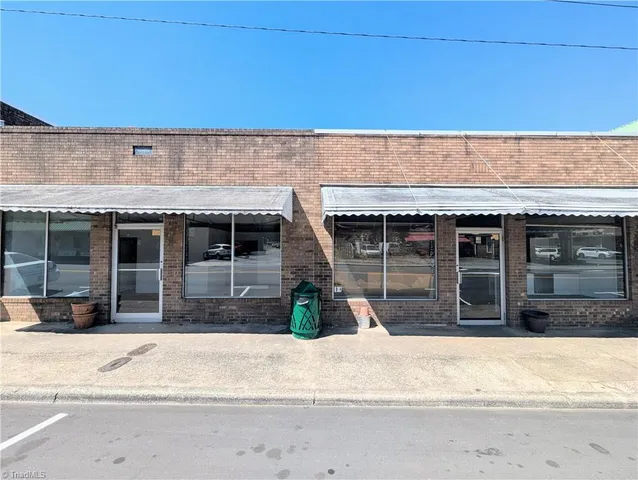 $2,400 | 12 South Main Street, Denton, NC 27239