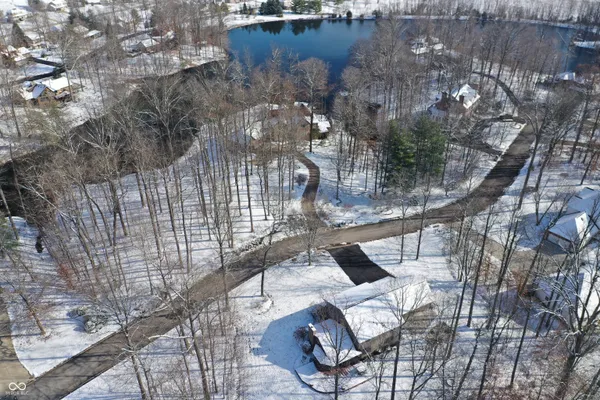 $449,900 | 226 Lakeshore Drive, Batesville, IN 47006