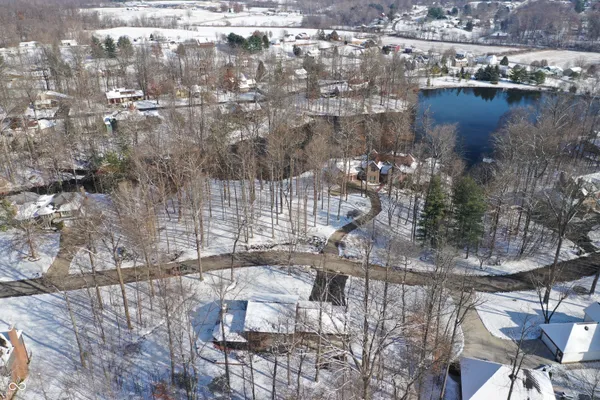 $449,900 | 226 Lakeshore Drive, Batesville, IN 47006