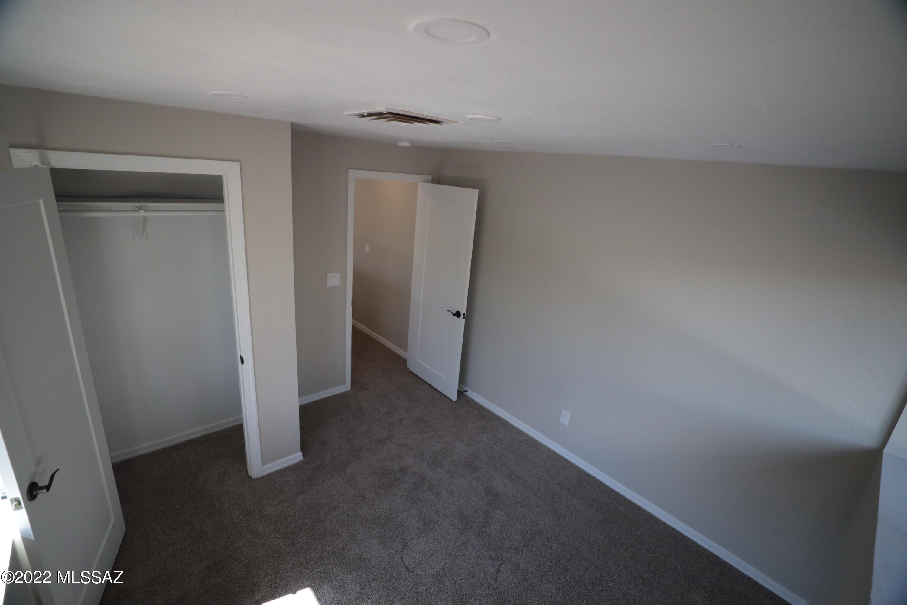 1942 North Tanque Verde Loop Road Tucson, AZ 85749 - Photo 21 of 37 Gallery Image 21