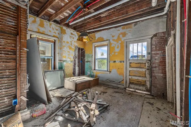 $159,900 | 5872 Cabanne Avenue, St. Louis, MO 63112