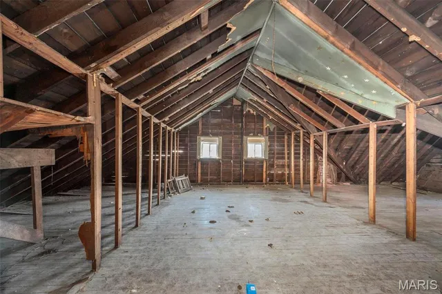 $159,900 | 5872 Cabanne Avenue, St. Louis, MO 63112