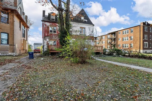 $159,900 | 5872 Cabanne Avenue, St. Louis, MO 63112