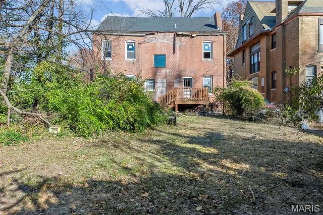 $159,900 | 5872 Cabanne Avenue, St. Louis, MO 63112