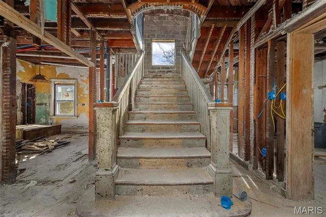 $159,900 | 5872 Cabanne Avenue, St. Louis, MO 63112