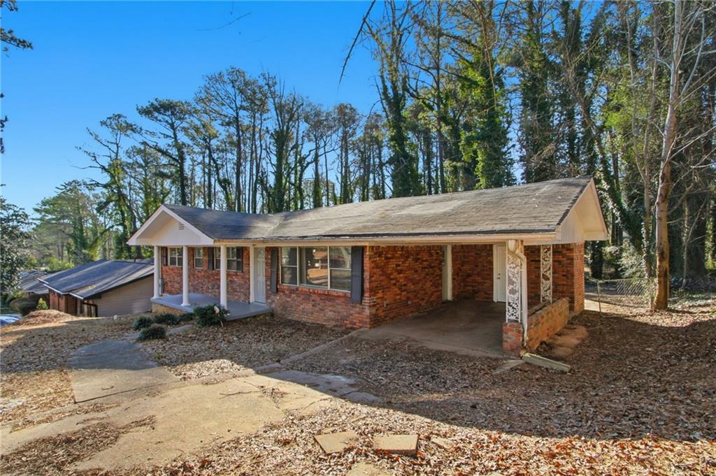 3614 Ingledale Drive Southwest Atlanta, GA 30331 - Photo 2 of 29