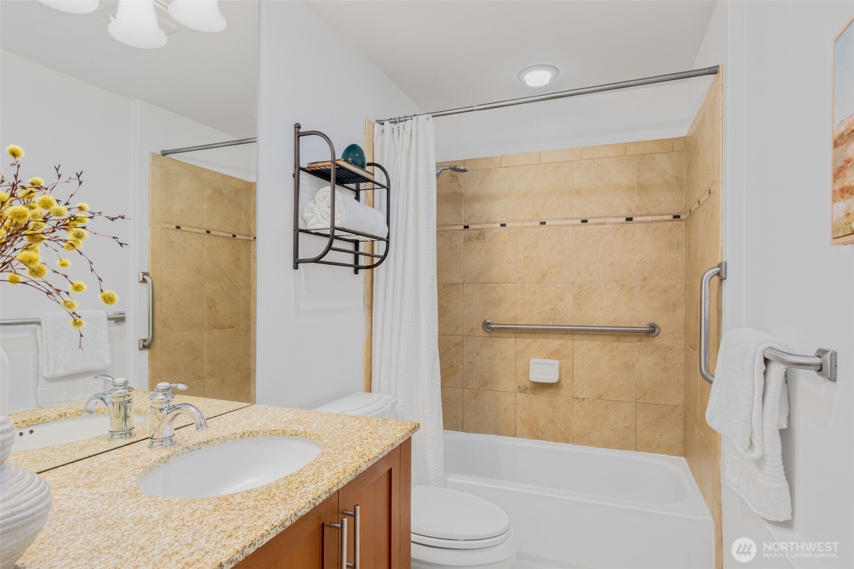 3150 West Government Way, Unit 101 Seattle, WA 98199 - Photo 20 of 37
