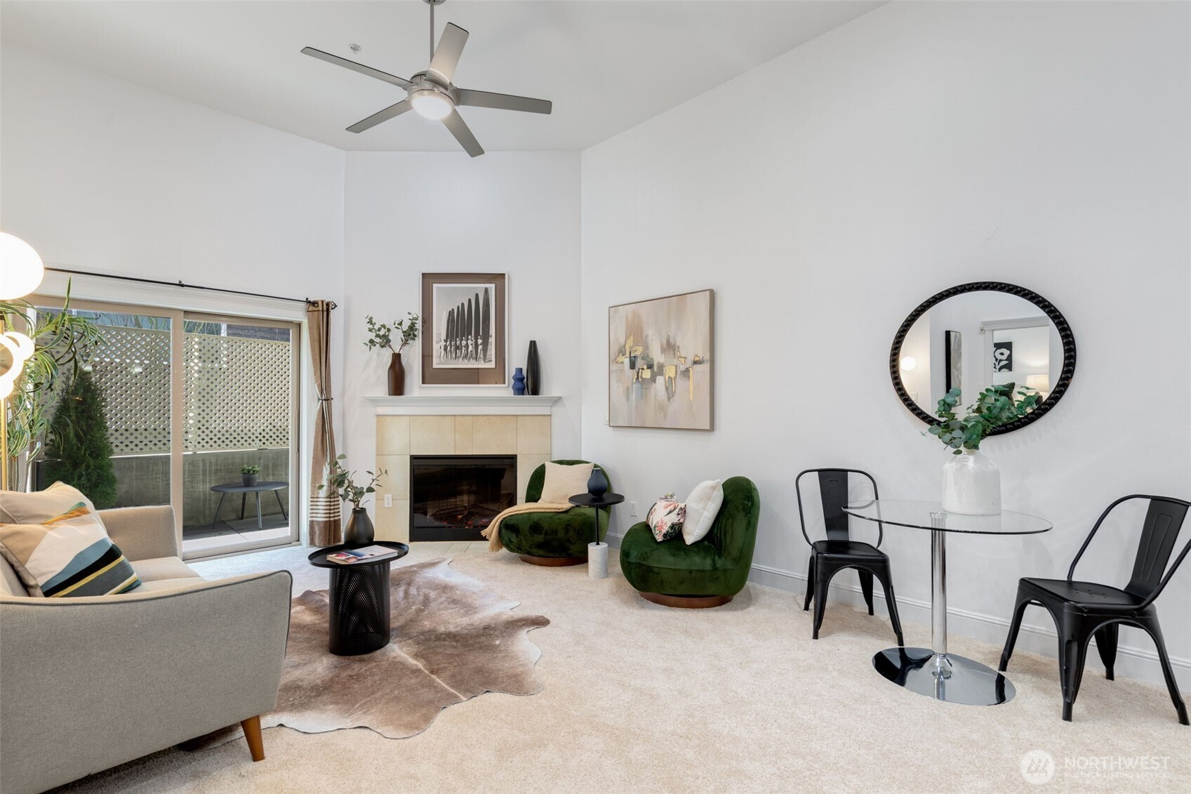 3150 West Government Way, Unit 101 Seattle, WA 98199 - Photo 6 of 37