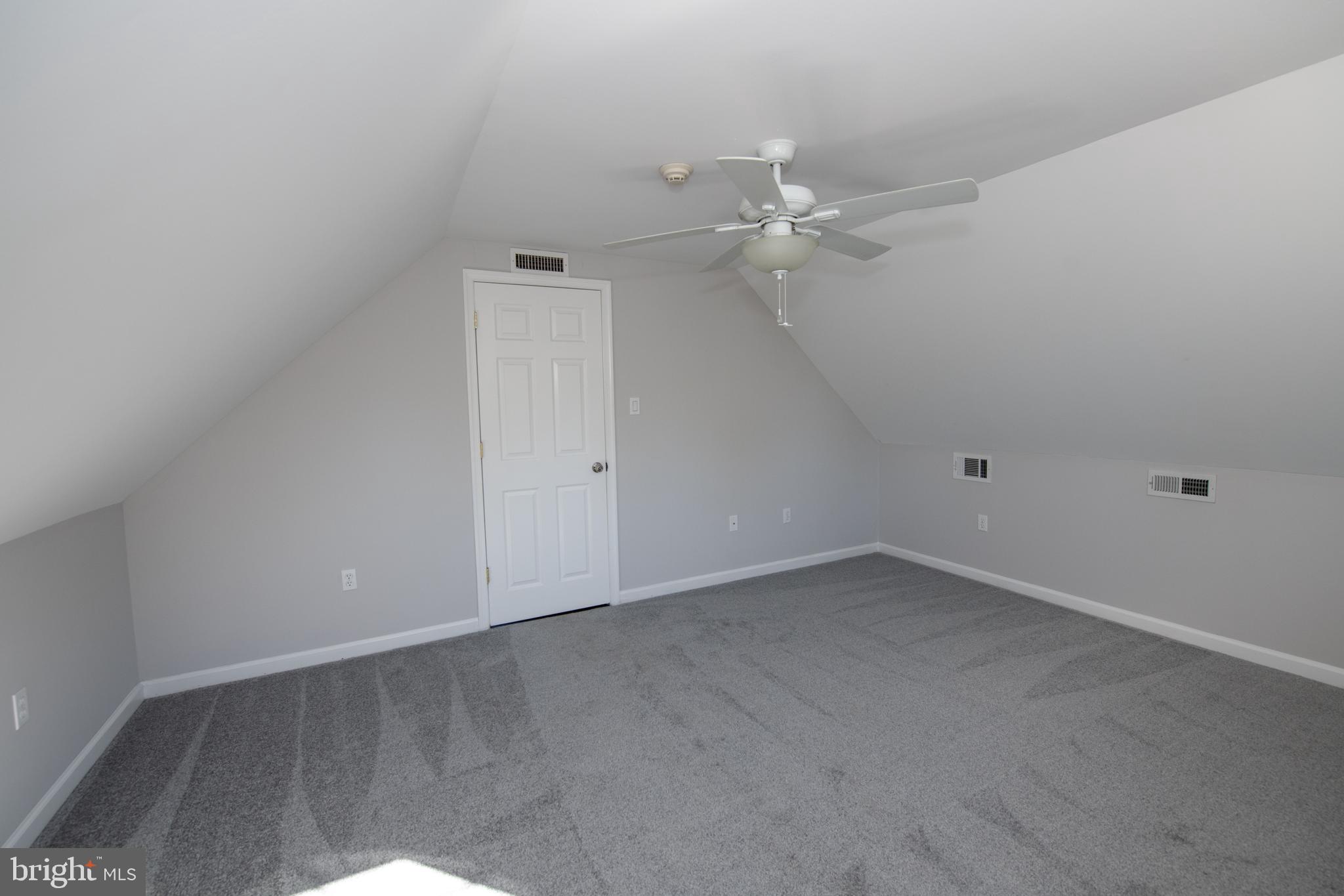 7 Canal Road Levittown, PA 19057 - Photo 37 of 41 Gallery Image 37