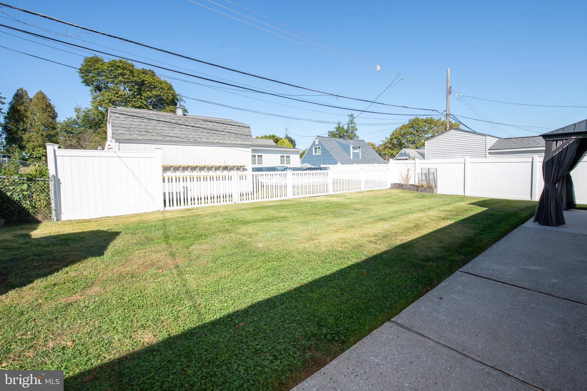 7 Canal Road Levittown, PA 19057 - Photo 5 of 41 Gallery Image 5