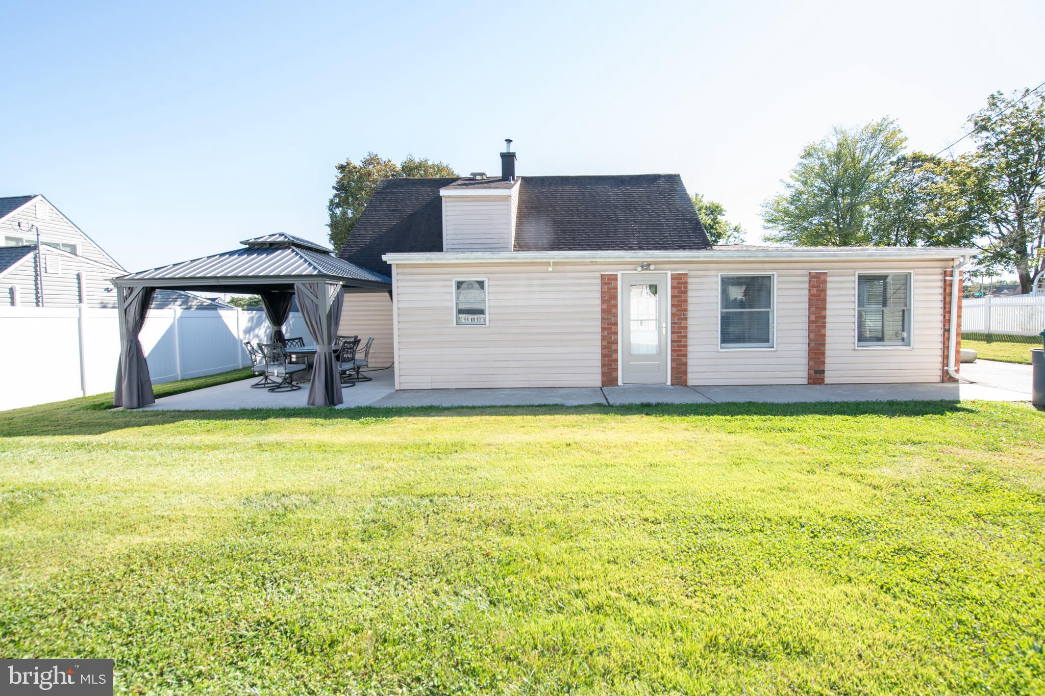 7 Canal Road Levittown, PA 19057 - Photo 8 of 41 Gallery Image 8