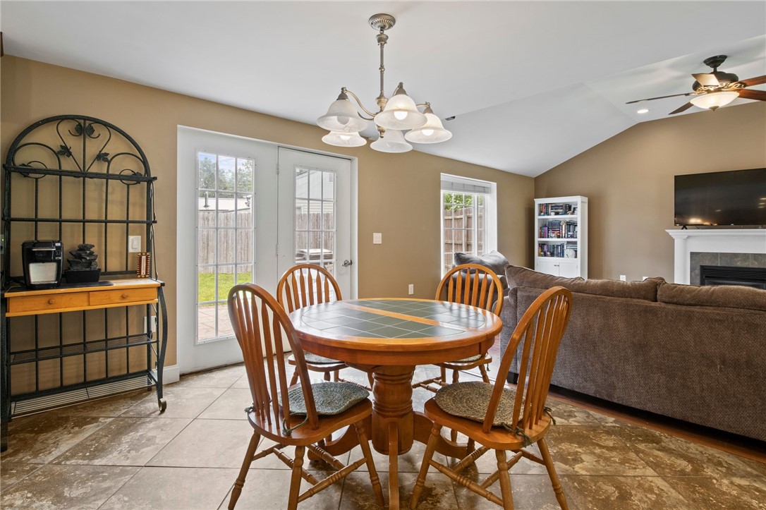 1258 State Road Webster, NY 14580 - Photo 13 of 46