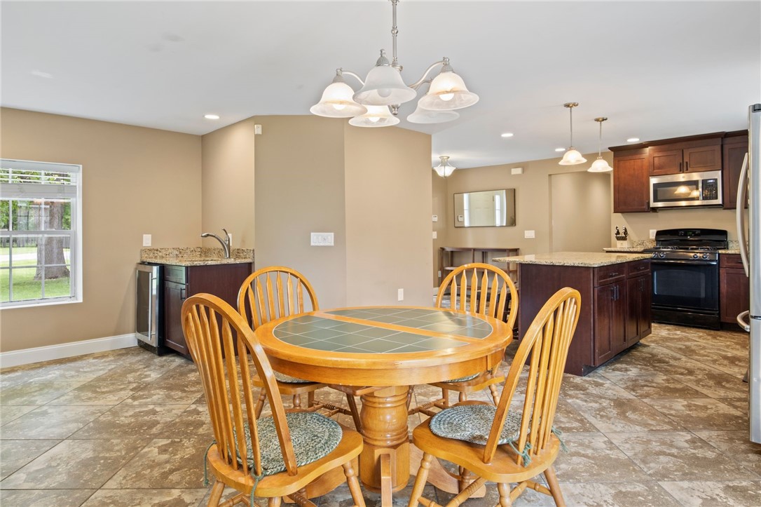 1258 State Road Webster, NY 14580 - Photo 14 of 46