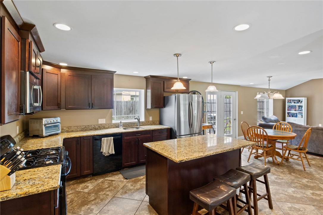 1258 State Road Webster, NY 14580 - Photo 7 of 46