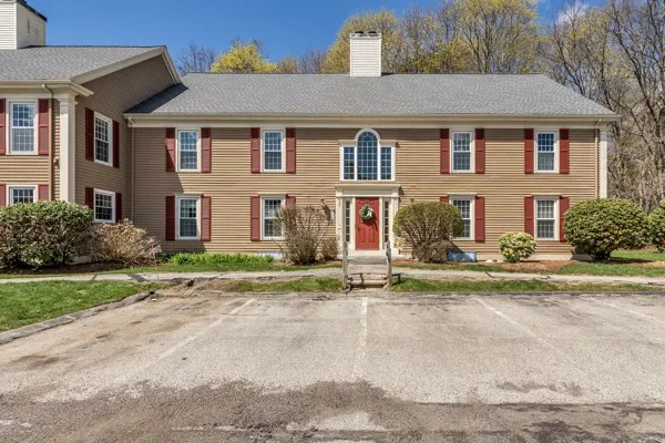 $479,000 | 35 Essex Green Lane, Unit D, Peabody, MA 01960
