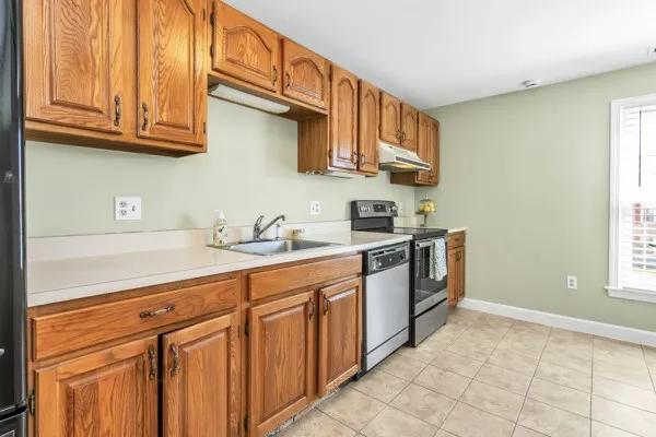 $479,000 | 35 Essex Green Lane, Unit D, Peabody, MA 01960