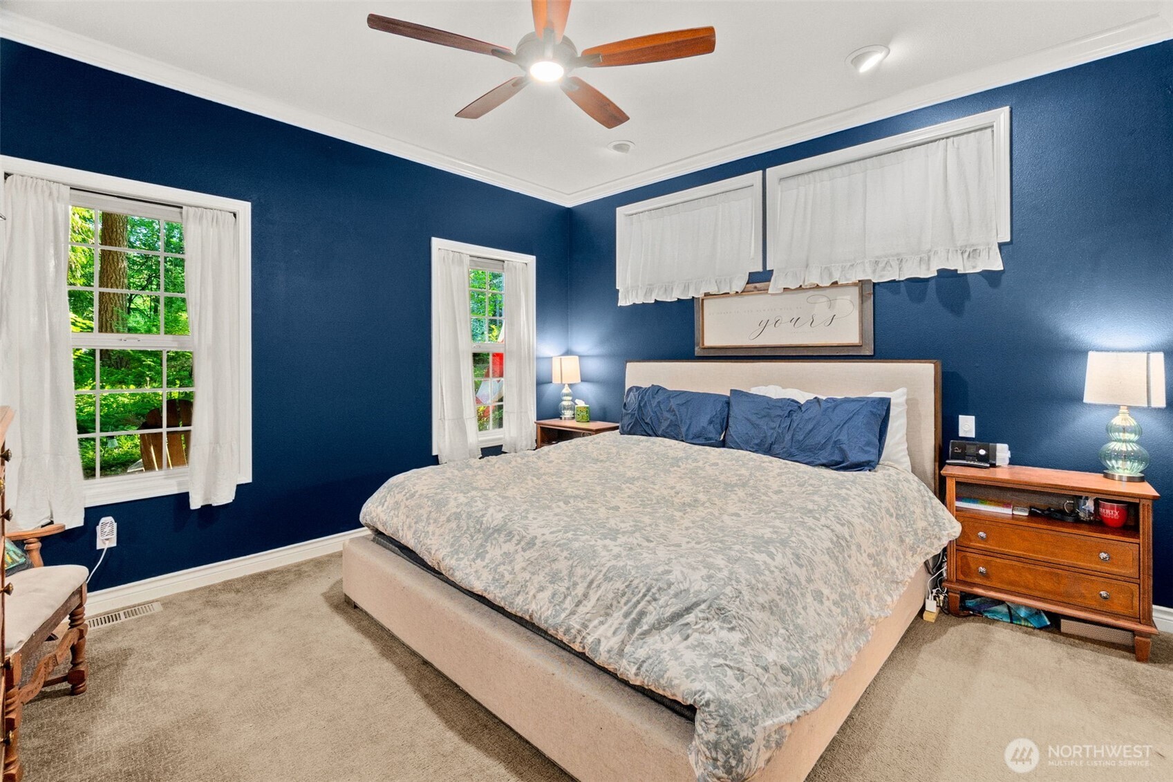 1130 East Sunset Hill Road Shelton, WA 98584 - Photo 23 of 40 a bedroom with a bed and window
