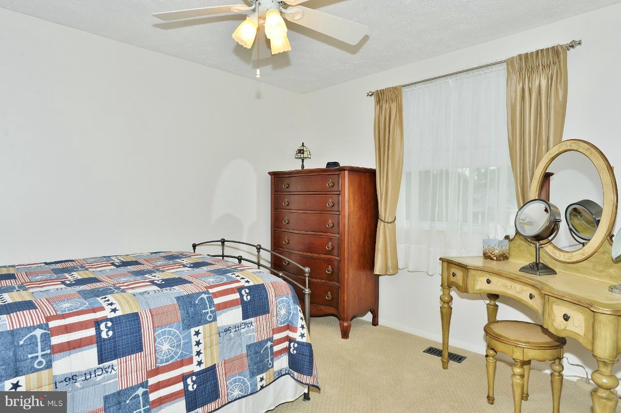 7017 Bedrock Road Alexandria, VA 22306 - Photo 19 of 30 Bedroom