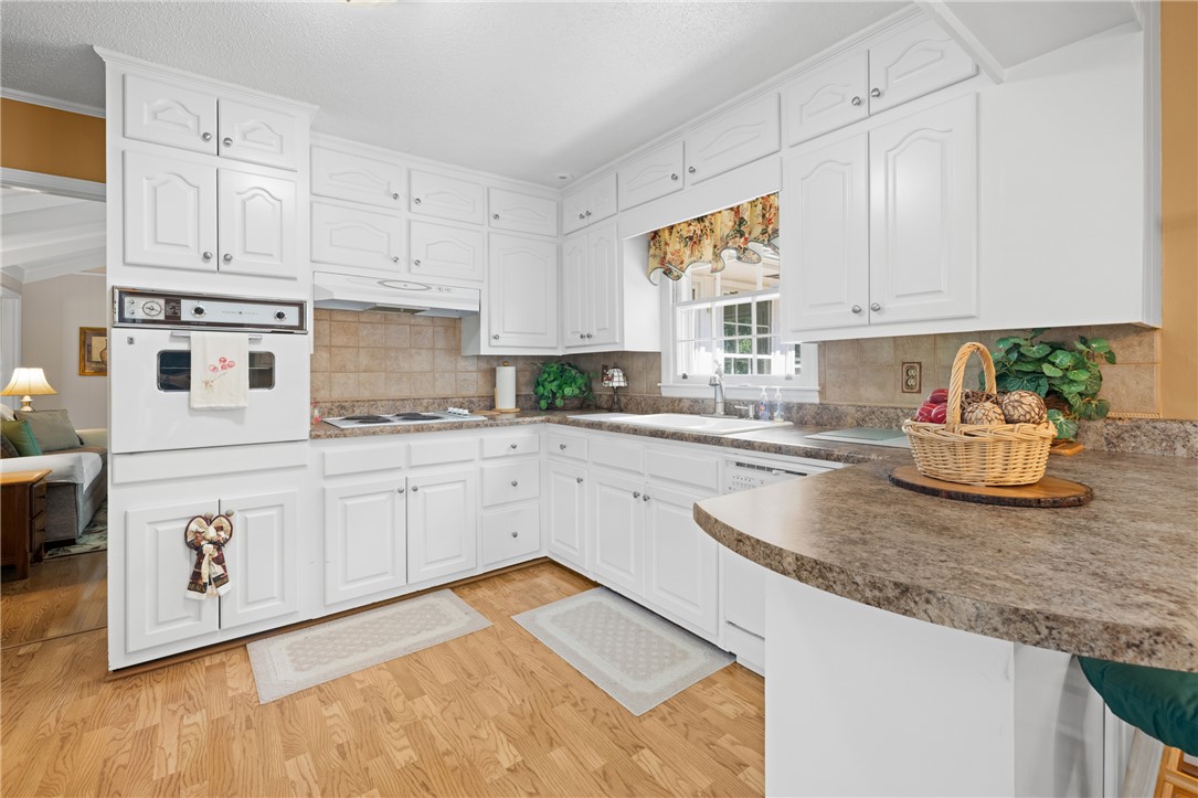 706 Pinewood Drive Pendleton, SC 29670 - Photo 8 of 35
