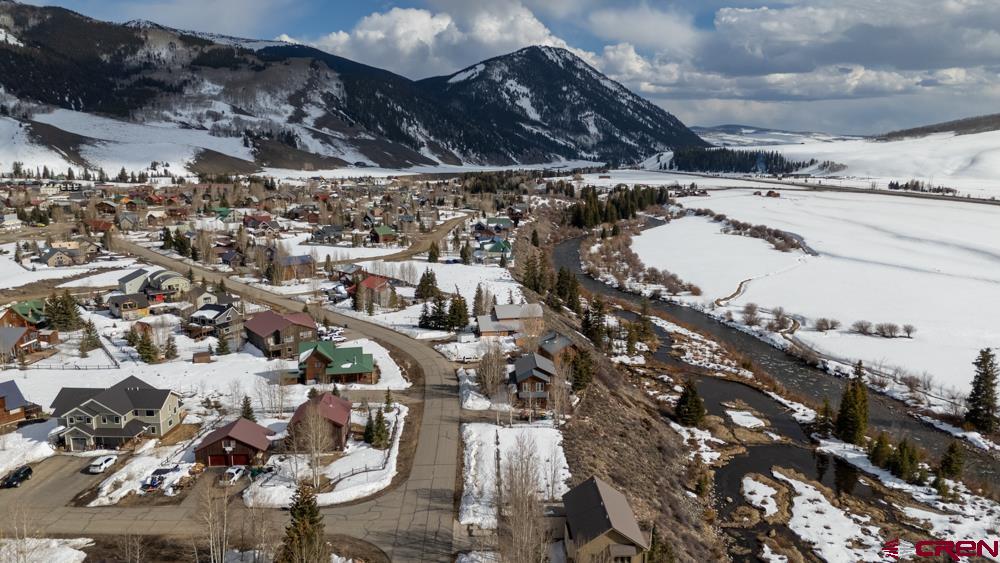 256 Shavano Street Crested Butte, CO 81224 - Photo 9 of 18 a view of a backyard of a house