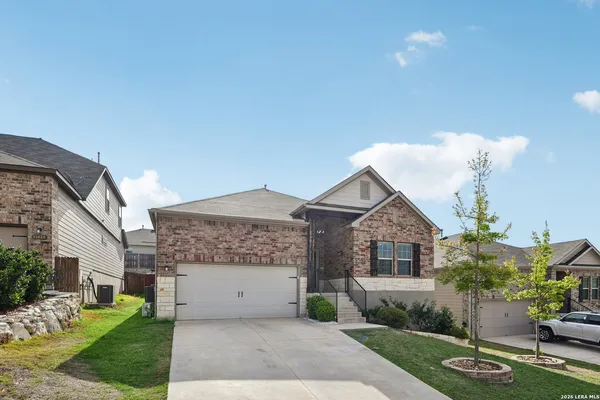 $2,250 | 13030 Vista Hollow, Live Oak, TX 78233