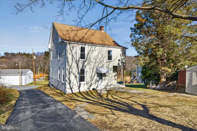 $239,500 | 60 Circle Drive, Red Lion, PA 17356