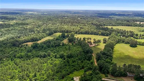 $284,500 | 38090 Emmitt Carter Road, Mount Hermon, LA 70450