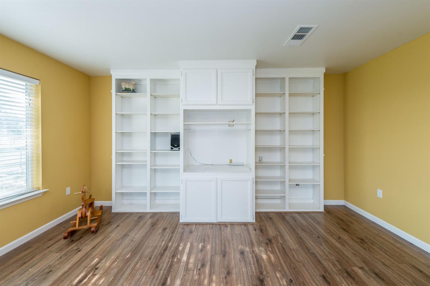 20526 Olympia Road Madera, CA 93638 - Photo 3 of 42 Gallery Image 3
