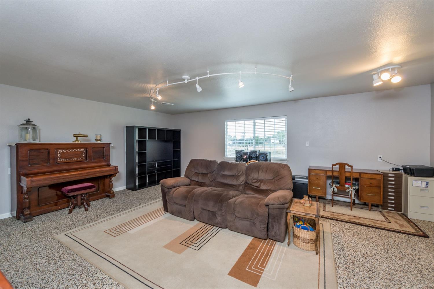 20526 Olympia Road Madera, CA 93638 - Photo 23 of 42 Gallery Image 23