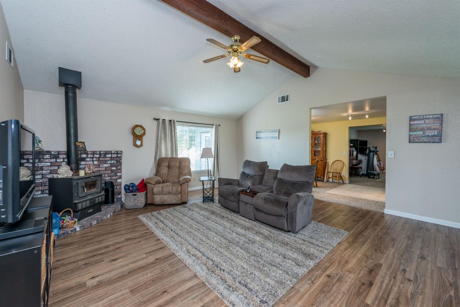 20526 Olympia Road Madera, CA 93638 - Photo 4 of 42 Gallery Image 4