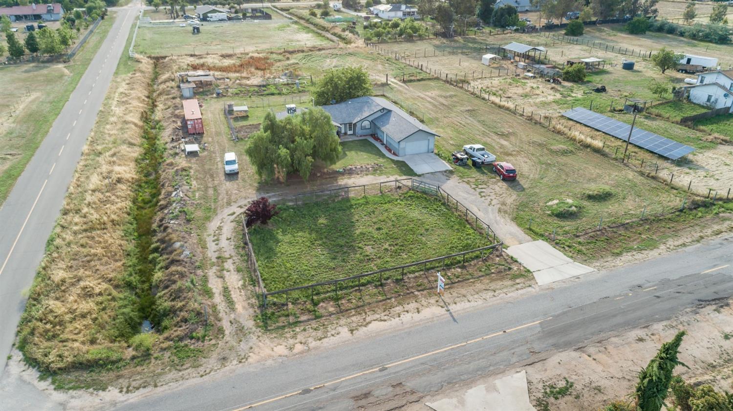 20526 Olympia Road Madera, CA 93638 - Photo 33 of 42 Gallery Image 33