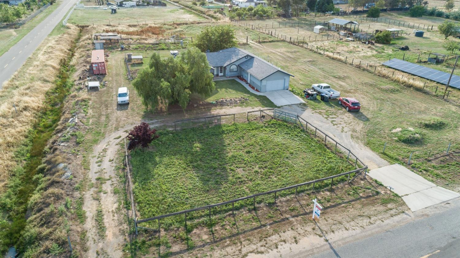 20526 Olympia Road Madera, CA 93638 - Photo 38 of 42 Gallery Image 38