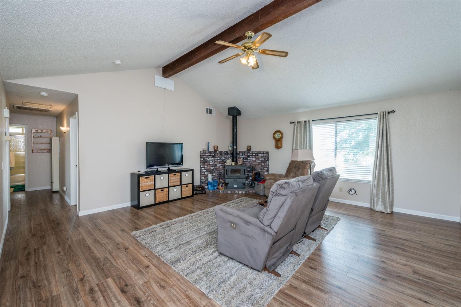 20526 Olympia Road Madera, CA 93638 - Photo 6 of 42 Gallery Image 6