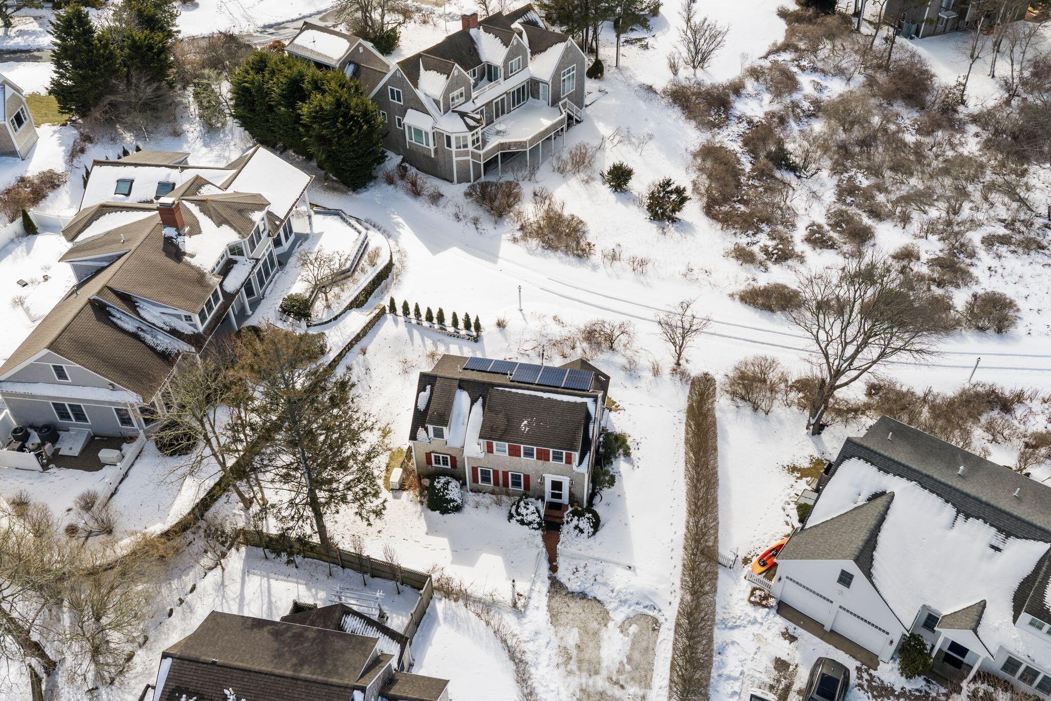 8 Kingsbury Way Chatham, MA 02633 - Photo 6 of 46 DJI_20260227124347_0244_D